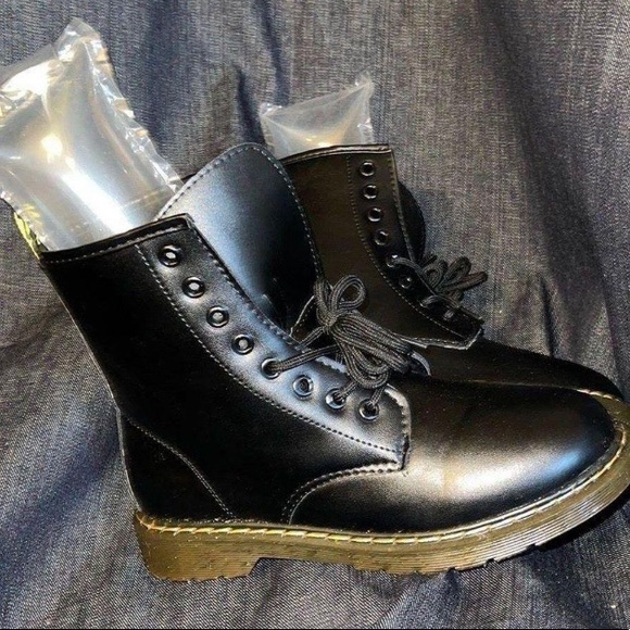 Combat boots - Picture 3 of 3